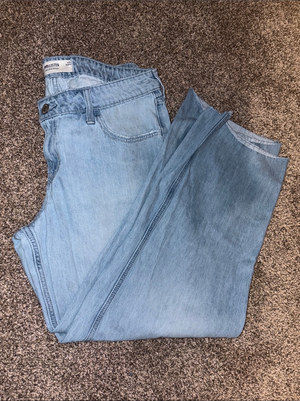 Hollister Pale Blue Straight-Leg Women’s Jeans